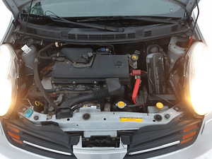 Nissan Micra (7 фото из 15)