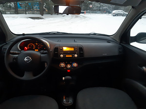 Nissan Micra (10 фото из 15)