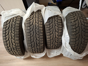 Hangkook 215/60R17 96T i pike RW11