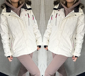 PEAK PERFORMANCE TALVEJOPE / PARKA! M-L / velvetkangas (4 foto / 10)