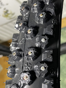 Jalgratta talverehvid Schwalbe Ice Spiker 2tk (2 foto / 2)