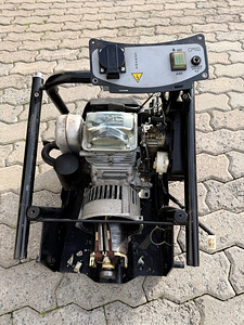 Bensiinimootor HONDA (2 foto / 3)