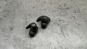 Beats Fit Pro, Aktiivne Mürasummutus (4 foto / 5)