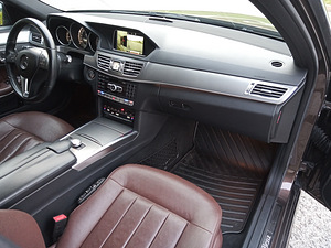 Mercedes E300 Avantgarde (12 foto / 15)