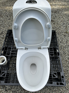 WC - Pott, LÖF, Kvaliteetne ning Allavooluga (5 foto / 8)