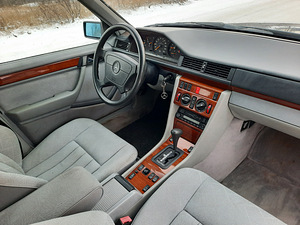 MB W124 T E220 1995a (7 foto / 12)