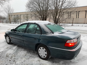 Opel Omega varuosad (2 foto / 6)