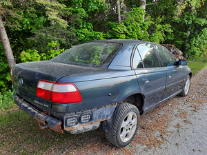 Opel Omega varuosad (1 foto / 10)
