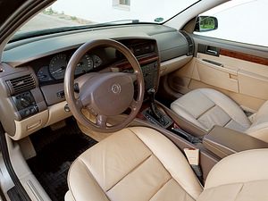 Opel Omega facelift ÜV 07.2025a (12 foto / 15)