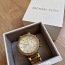 Часы MICHAEL KORS с золотым оттенком большого размера (фото #1)