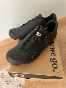 Pearl Izumi X-Alp Gravel jalgrattakingad (1 foto / 3)