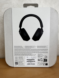 Sony WH-1000XM5 (2 foto / 4)