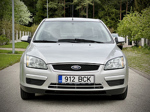 Ford Focus II 2007 (6 foto / 11)