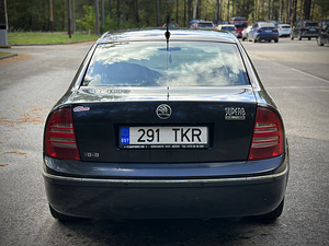 Skoda Superb 2.5 2004a (4 фото из 9)