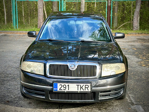 Skoda Superb 2.5 2004a (6 фото из 9)