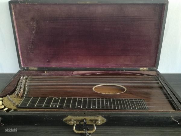 Antiikne kannel kohvris (foto #1)