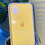 Желтый силиконовый чехол для iPhone 11 (фото #1)