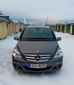 Mercedes Benz B class CNG 2010 (1 фото из 13)