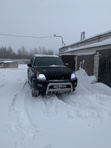 Toyota Land Cruiser (5 foto / 7)