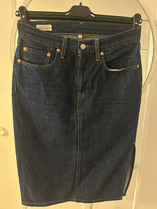 Джинсовая юбка Levis (2 фото из 2)