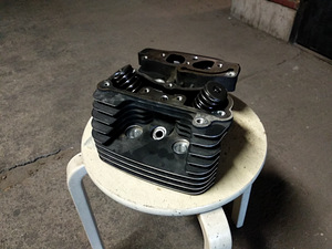 Harley Davidson TwinCam 88"/96" silindripead (1 foto / 4)