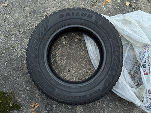 Naelrehvid Sailun Ice Blazer WST3 215/70R16 (2 foto / 6)