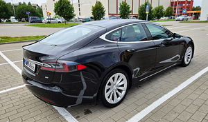 Tesla Model S 60 Supercharger Free (6 foto / 14)