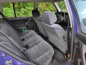 Volkswagen golf (4 foto / 6)