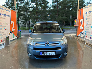 Citroen Berlingo 1.6 дизель (2 фото из 9)