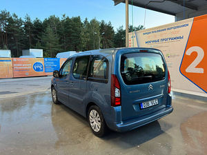 Citroen Berlingo 1.6 дизель (6 фото из 9)