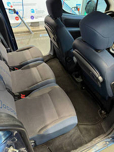 Citroen Berlingo 1.6 дизель (8 фото из 9)