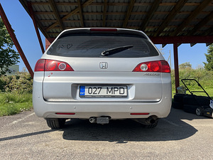 Honda accord tourer 2004 (5 foto / 6)