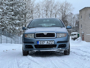 Skoda Fabia 2007, manual, 1.4 benzin, 59kw, Euro 4 (11 foto / 11)