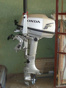 Лодочный мотор Honda 5 (1 фото из 1)
