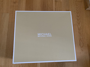 Naiste saapad Michael Kors (6 foto / 9)