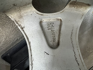 BMW valuveljed 5x120 19x9/10 72,6 et45/48 (7 foto / 10)