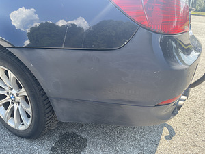 BMW e60 525d manuaal 2005a (8 foto / 10)