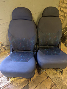 Kolmanda rea istmed vw Sharan, Ford galaxy (1 foto / 1)