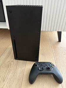Xbox Series X (1 foto / 3)