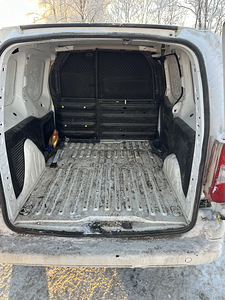 Citroen berlingo (10 фото из 12)