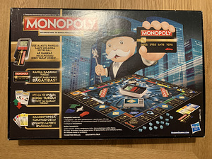 Lauamäng Monopoly elektroonilise pangakaardiga (2 foto / 3)