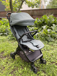Прогулочная коляска Easywalker Jackey (1 фото из 8)