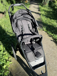 Thule Urban Glide 2 + lisavarustus (4 foto / 8)