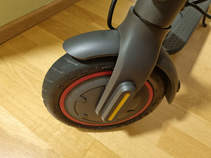 Xiaomi Mi Scooter Pro 2 (3 foto / 4)