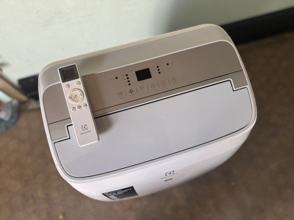 Kliimaseade Konditsioneer Electrolux EACM-12CLC/N6 h. korras