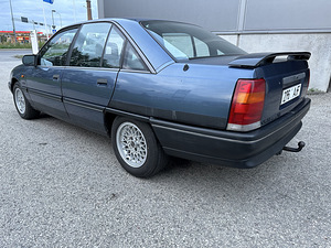 Opel Omega A 2.3TD (4 foto / 9)