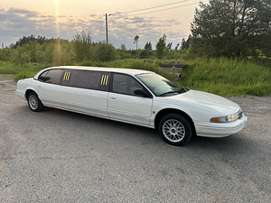 Chrysler New Yorker limusiin, 1995