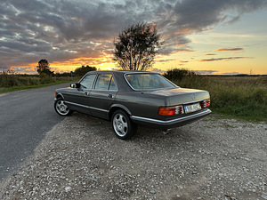 Mercedes-Benz 280SE (2 foto / 9)