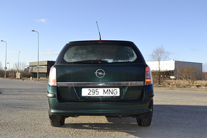 OPEL ASTRA 2006 (6 foto / 9)