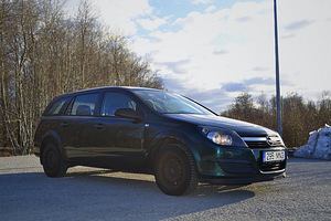 Opel Astra 2006 (2 foto / 7)